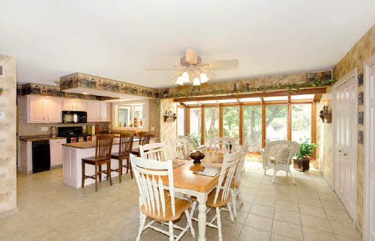 9292 Shaw Road Rockford, IL 61107 - Photo 4 of 6 Gallery Image 4