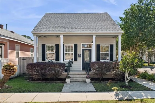 $499,999 | 239 Cherokee Street, New Orleans, LA 70118