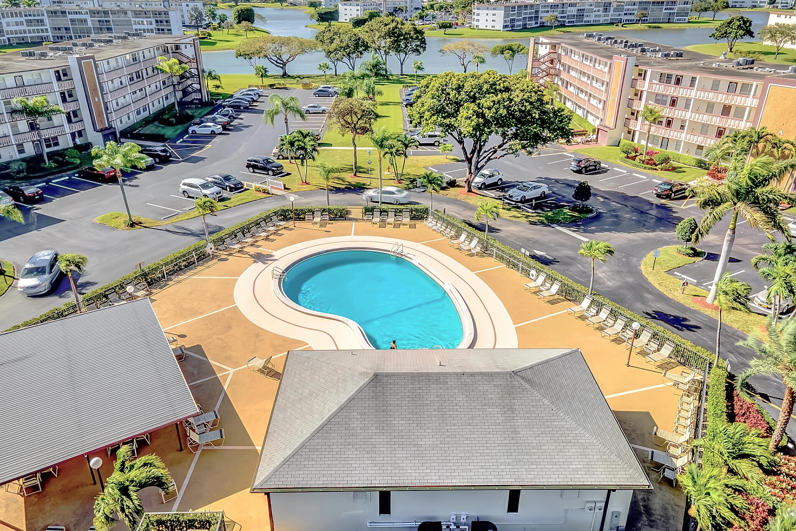 2046 Rexford Drive Boca Raton, FL 33434 - Photo 18 of 27 Rexford Pool