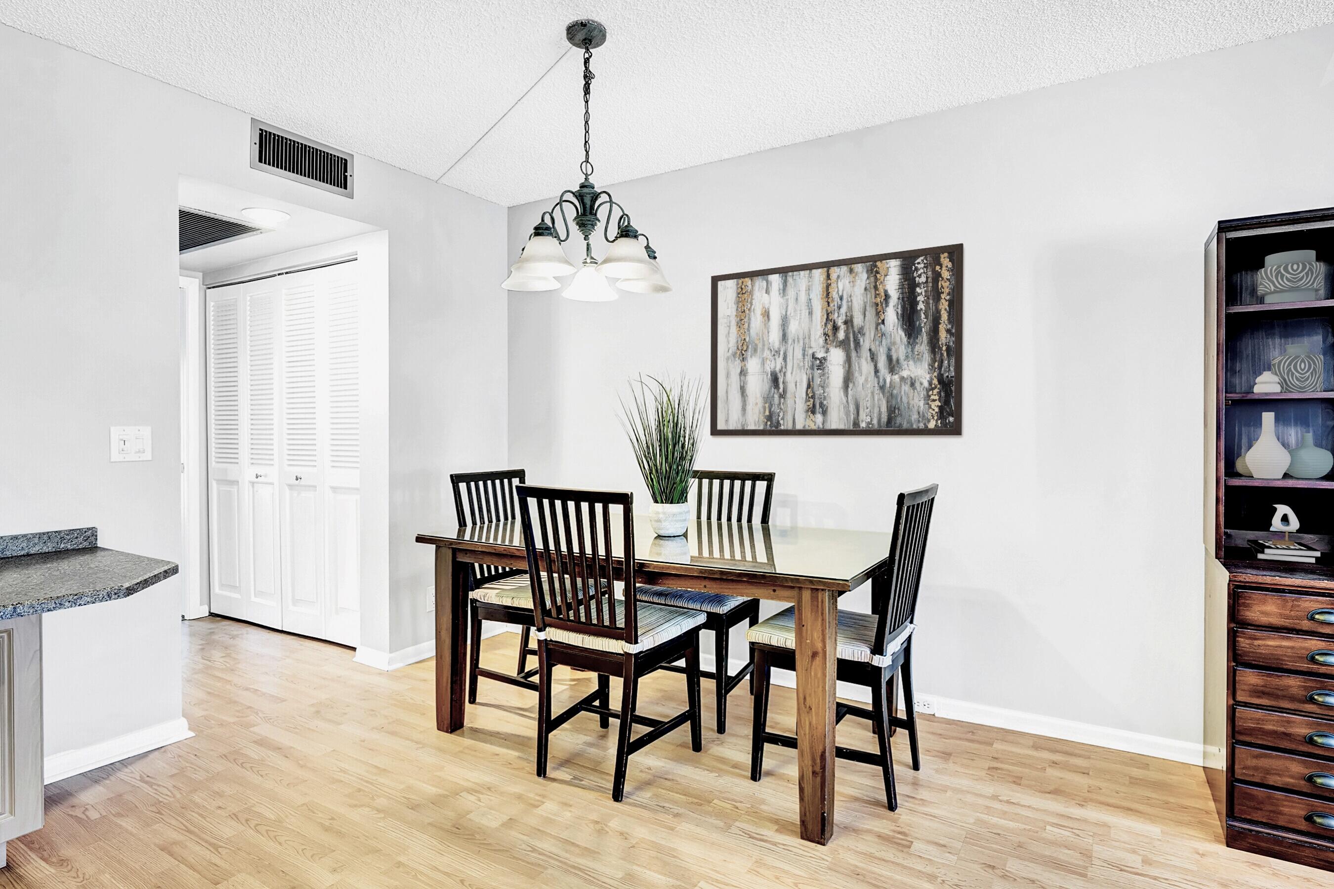 2046 Rexford Drive Boca Raton, FL 33434 - Photo 9 of 27 Dining Area