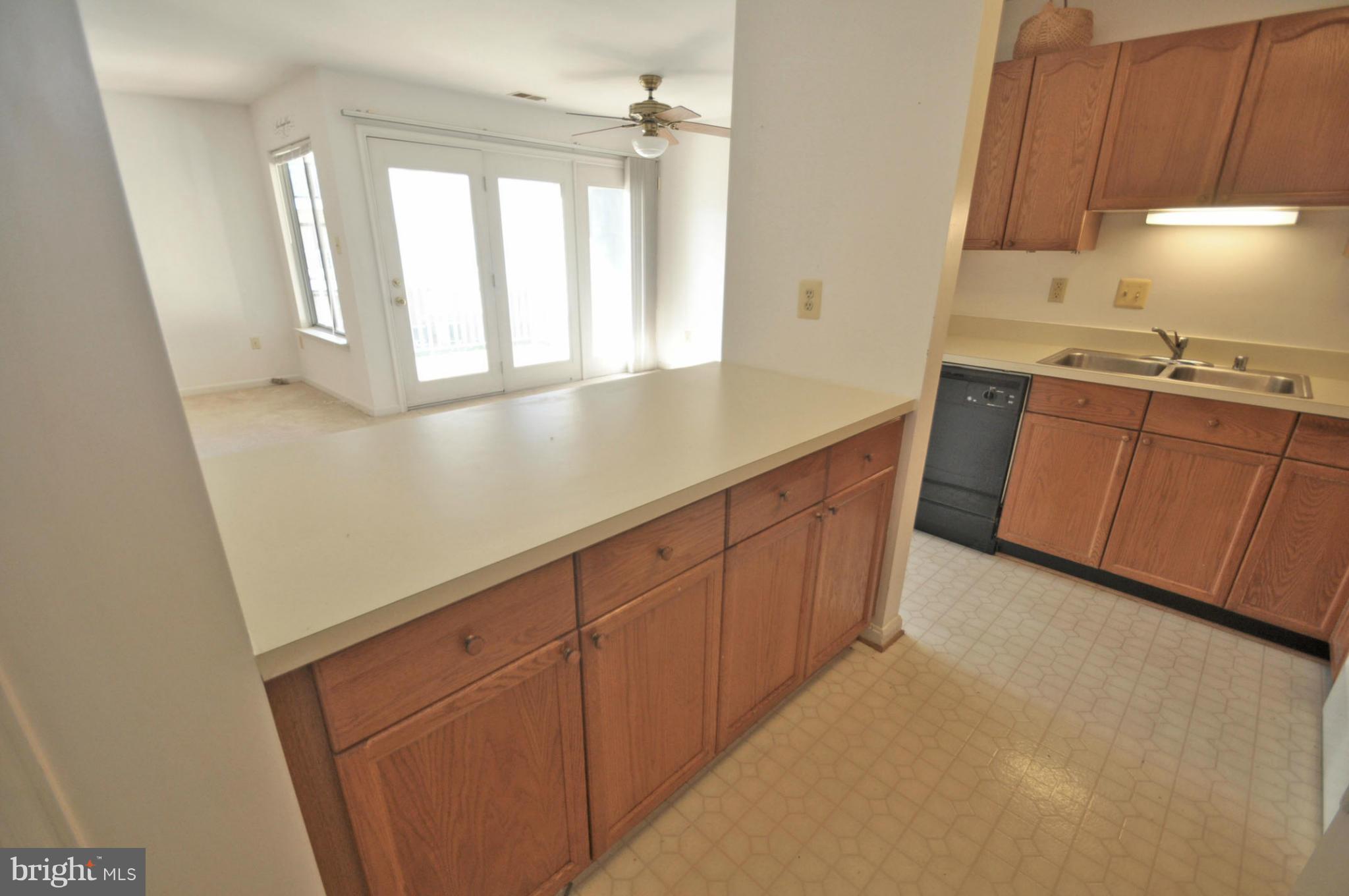2104 Whitehall Road, Unit 1C Frederick, MD 21702 - Photo 20 of 24 Kitchen