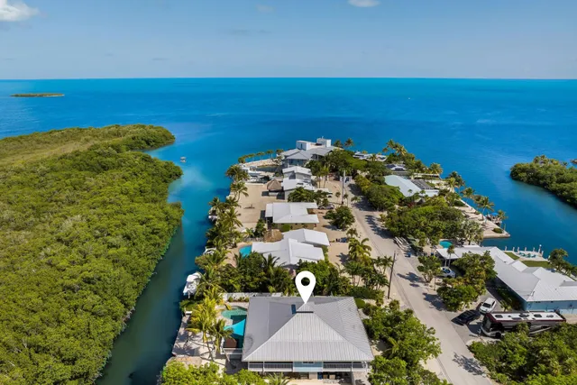 an aerial view of multiple house