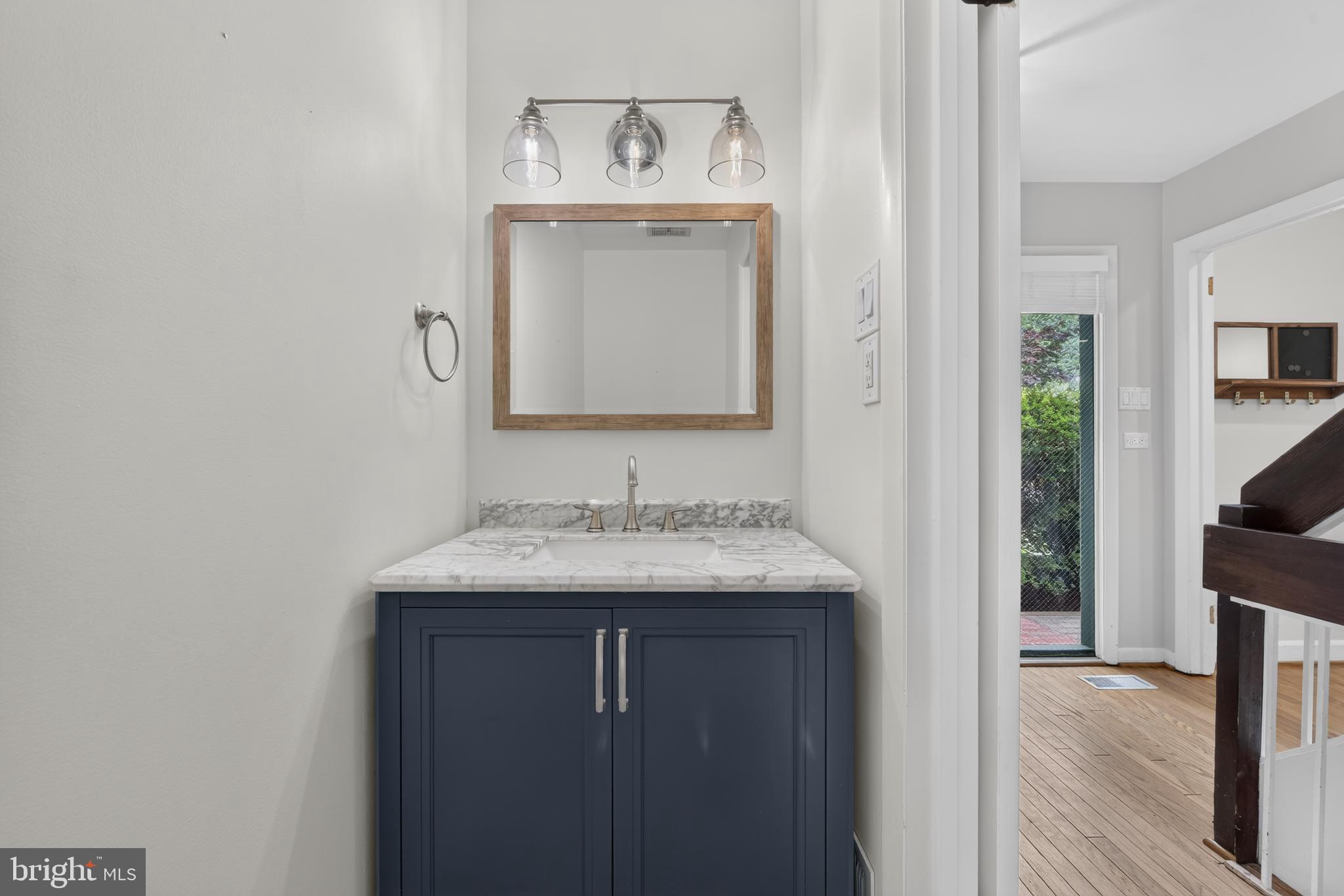 2031 Sarazen Place Reston, VA 20191 - Photo 12 of 27 Half Bath Main Level