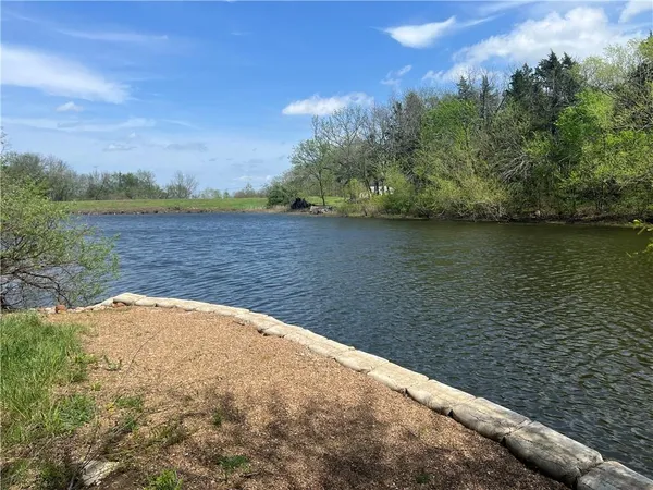 $75,000 | 53-57 Wolf Drive, Mound City, KS 66056