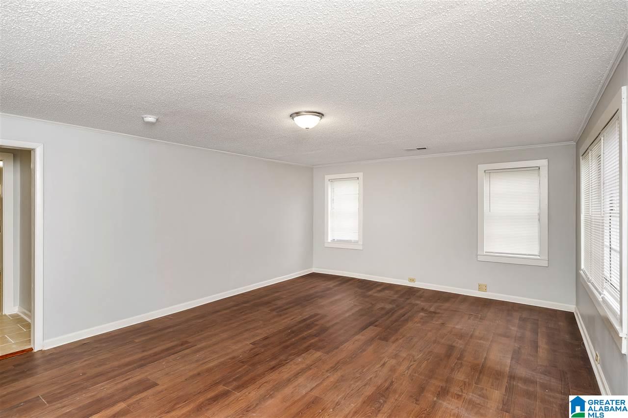 2702 3rd Avenue Jasper, AL 35501 - Photo 3 of 10