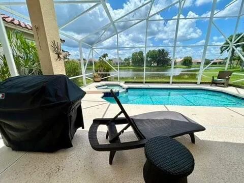 $3,300 | 360 Shoreline Circle, Port St. Lucie, FL 34986