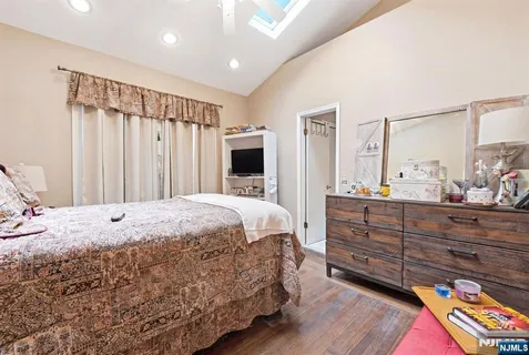 $799,000 | 160 Ashland Avenue, Bloomfield, NJ 07003