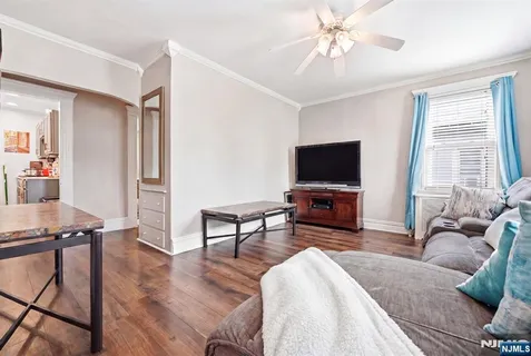 $799,000 | 160 Ashland Avenue, Bloomfield, NJ 07003