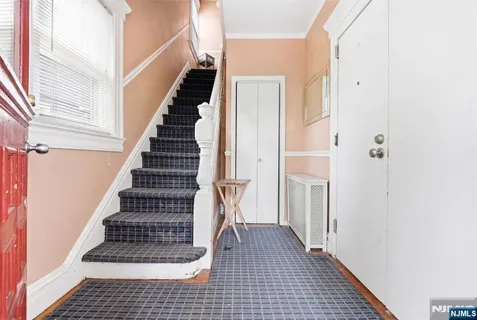 $799,000 | 160 Ashland Avenue, Bloomfield, NJ 07003