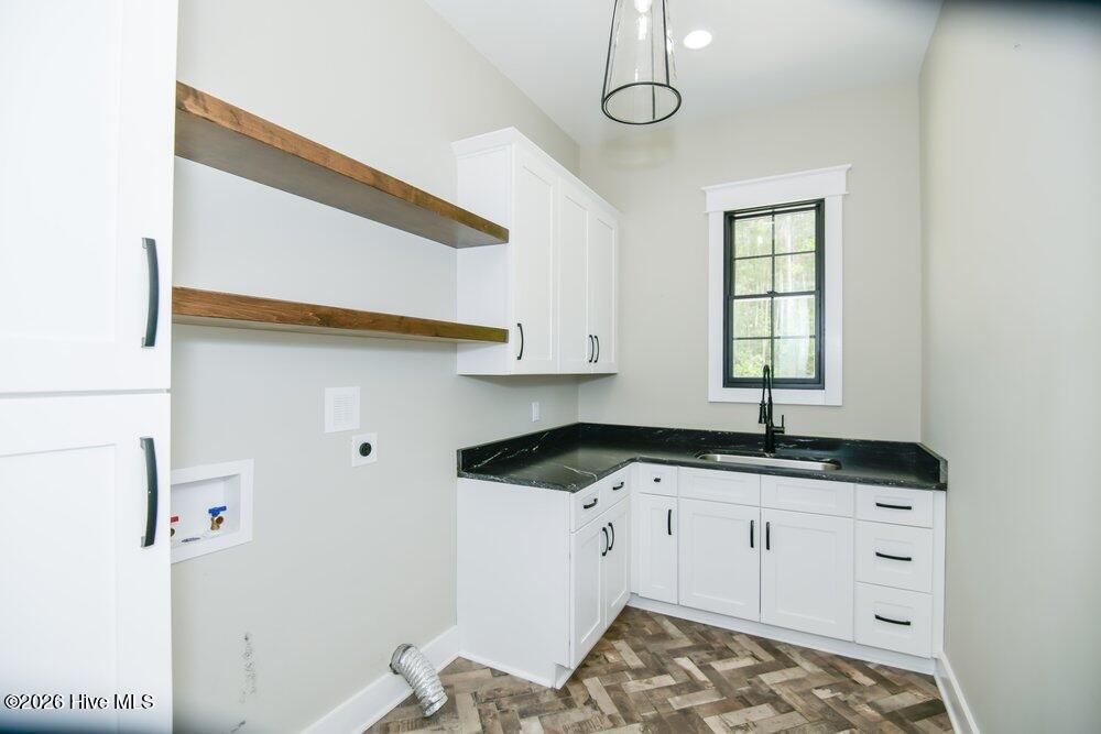 356 Graham Road Cameron, NC 28326 - Photo 25 of 59 laundry room