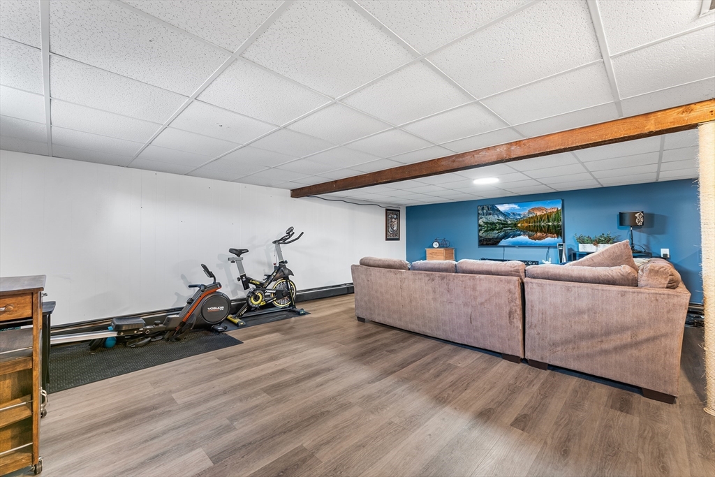 850 Hortonville Road Swansea, MA 02777 - Photo 15 of 33