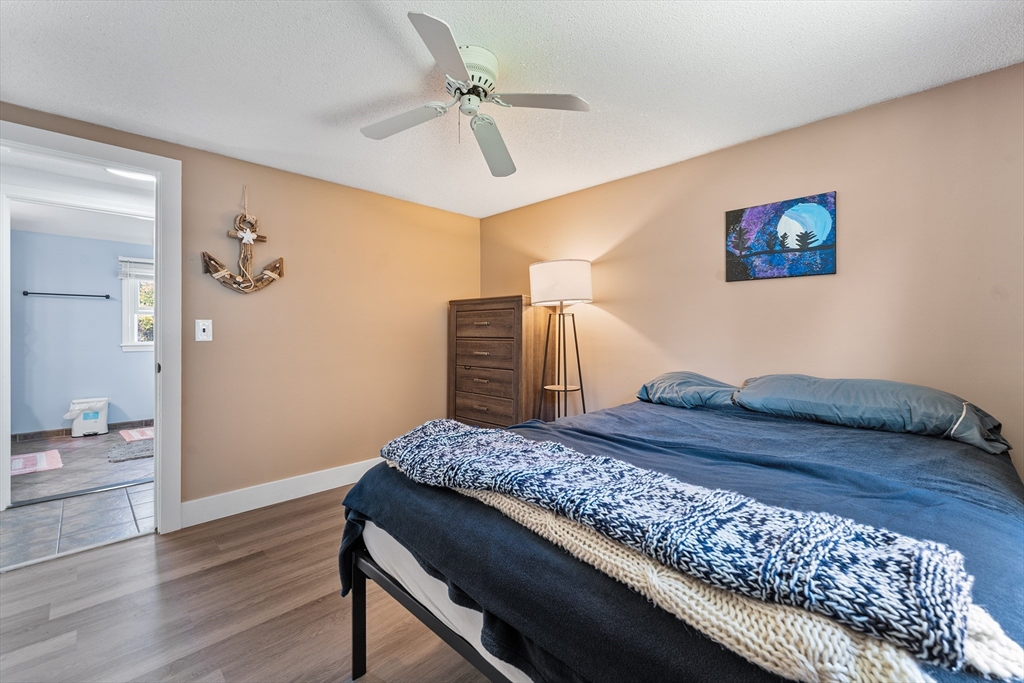 850 Hortonville Road Swansea, MA 02777 - Photo 9 of 33