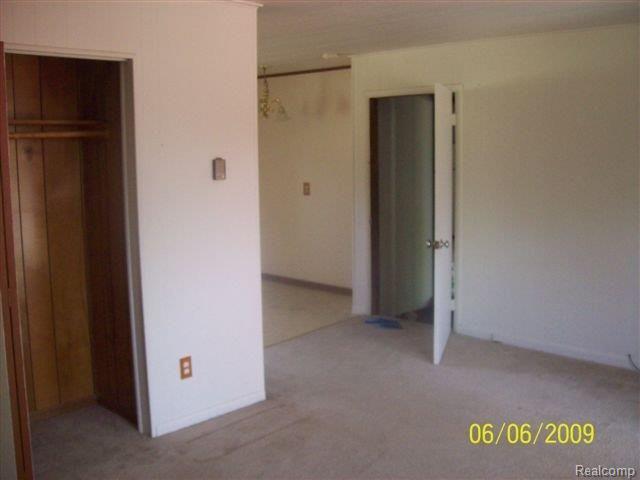 3735 Parsons Road Howell, MI 48855 - Photo 3 of 13 2living view2