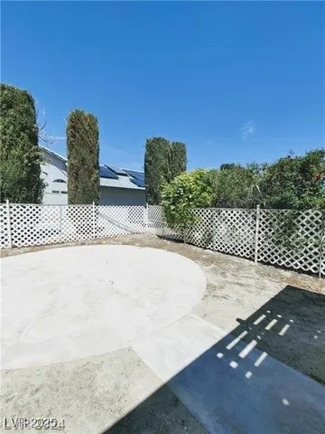 $1,950 | 5610 Bridger Street, Pahrump, NV 89061