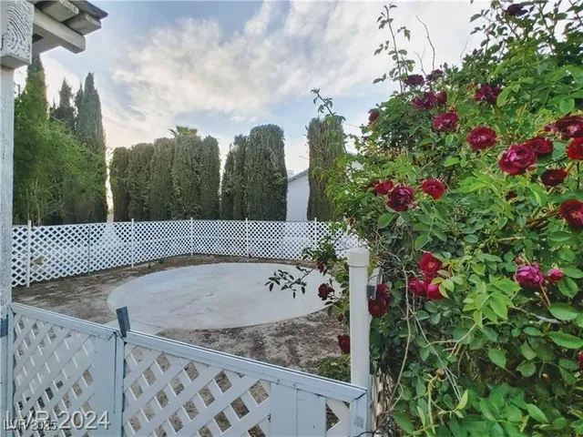 $1,950 | 5610 Bridger Street, Pahrump, NV 89061