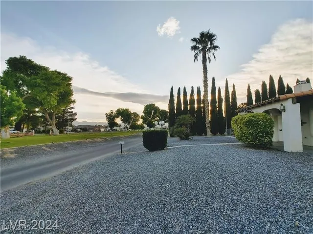 $1,950 | 5610 Bridger Street, Pahrump, NV 89061