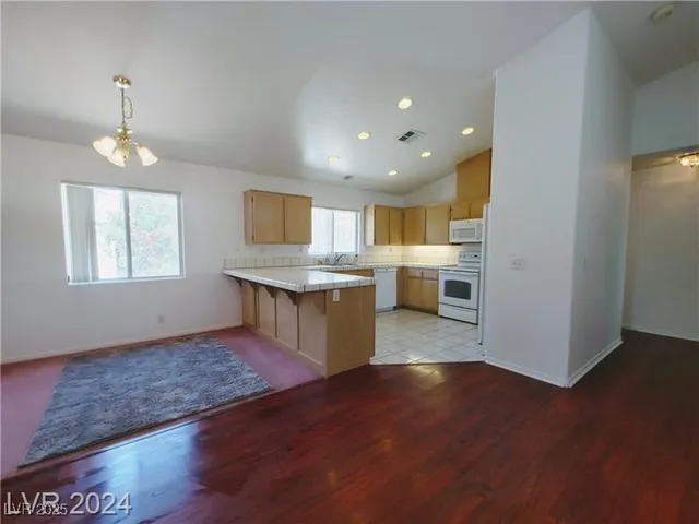 $1,950 | 5610 Bridger Street, Pahrump, NV 89061