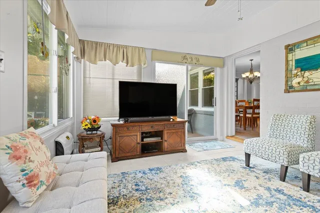 $389,950 | 4309 Cresthill Drive, Roanoke, VA 24018