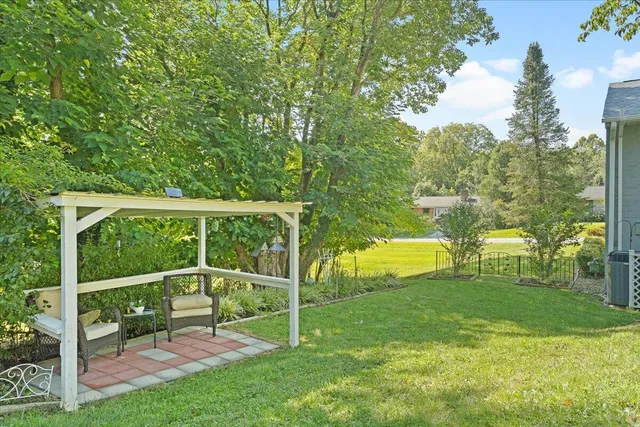 $389,950 | 4309 Cresthill Drive, Roanoke, VA 24018