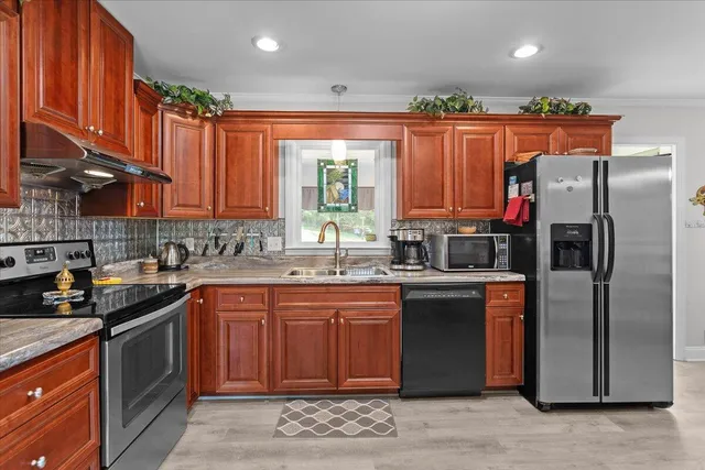 $389,950 | 4309 Cresthill Drive, Roanoke, VA 24018