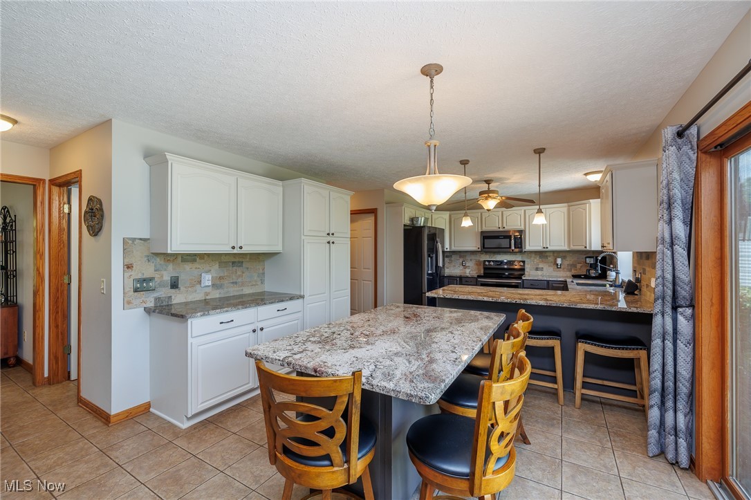 40184 Banks Road Grafton, OH 44044 - Photo 12 of 33 Gallery Image 12