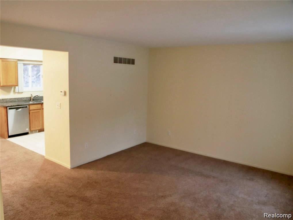 159 Coolidge Road Birmingham, MI 48009 - Photo 2 of 10