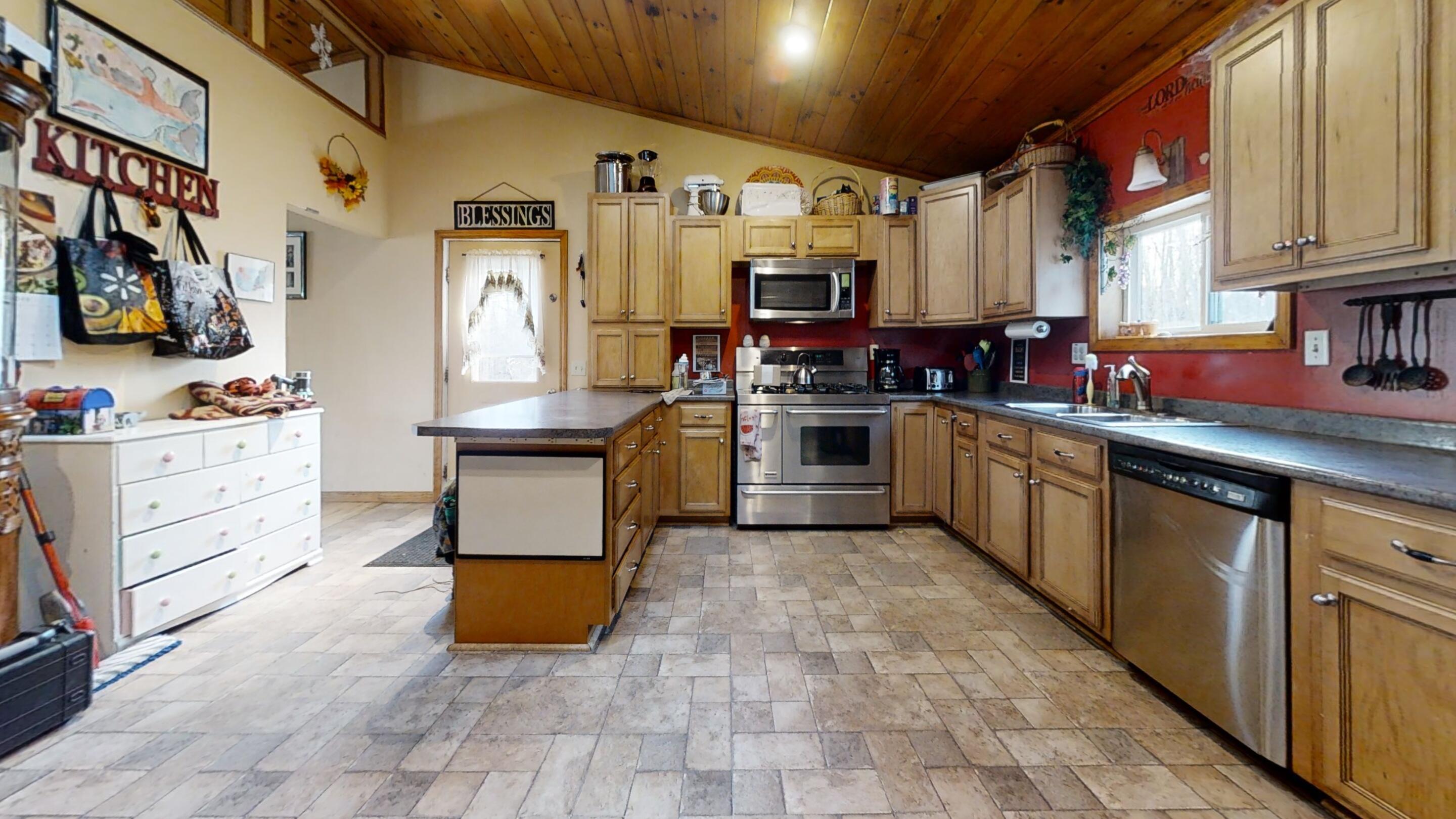 201 Mast Hill Road Bucksport, ME 04416 - Photo 8 of 31 8a