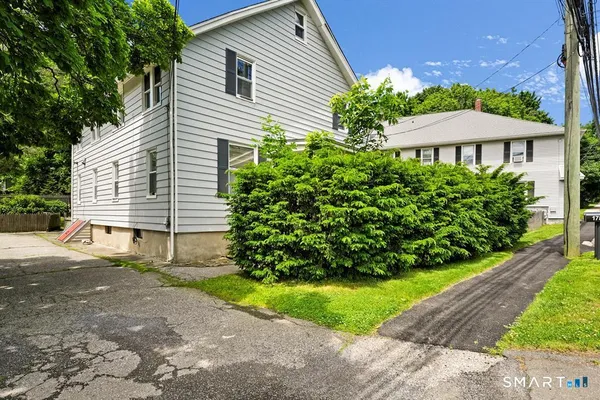 $3,500 | 1787 Stratfield Road, Fairfield, CT 06825