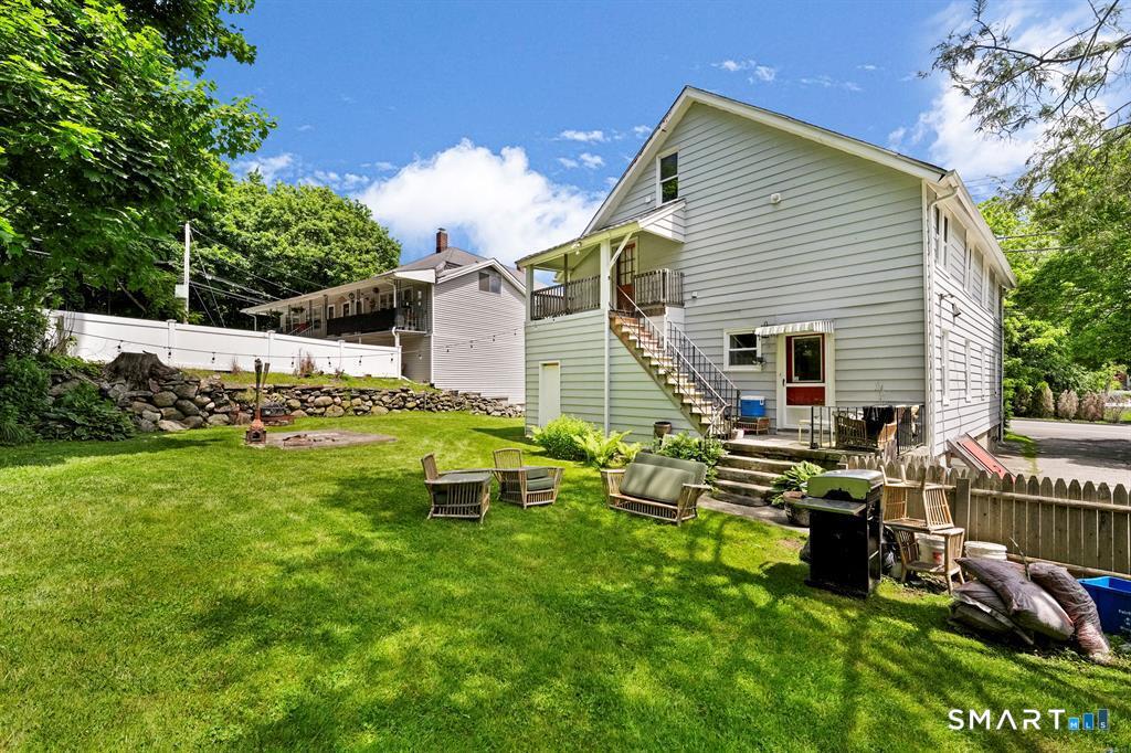 1787 Stratfield Road Fairfield, CT 06825 - Photo 14 of 20