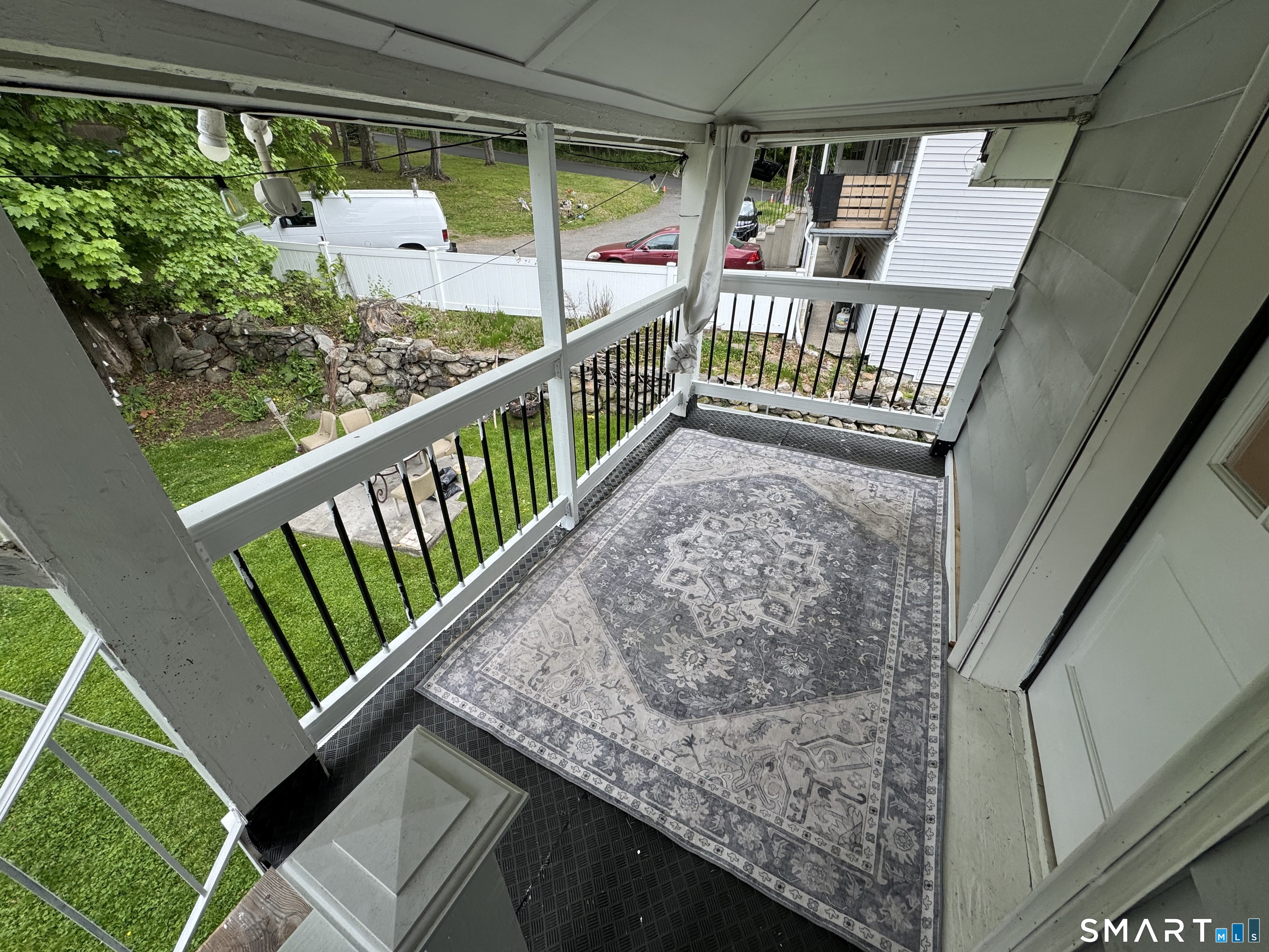 1787 Stratfield Road Fairfield, CT 06825 - Photo 16 of 20