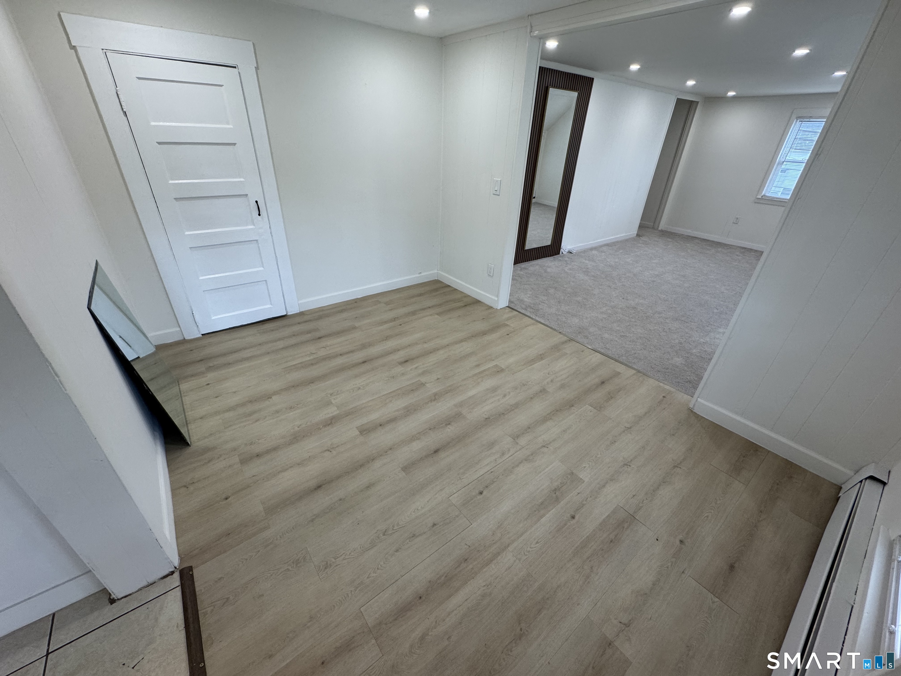 1787 Stratfield Road Fairfield, CT 06825 - Photo 8 of 20
