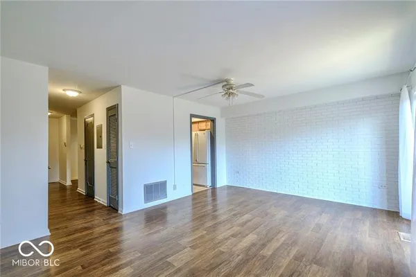 $1,595 | 8527 Canterbury Square East, Indianapolis, IN 46260