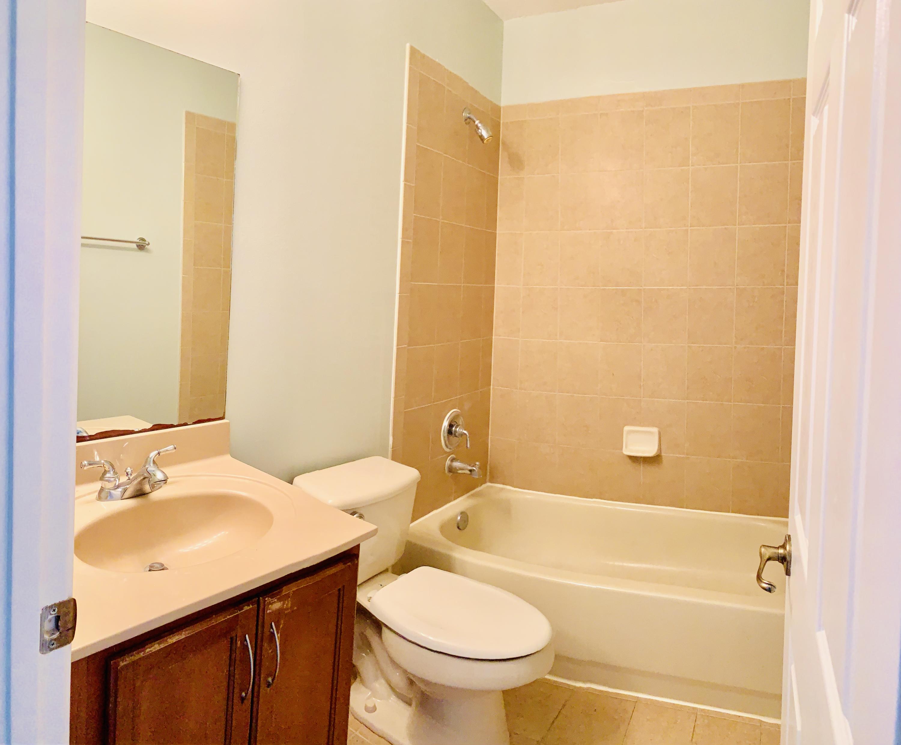 2043 Oakhurst Way Riviera Beach, FL 33404 - Photo 28 of 52 BATH ROOM 2