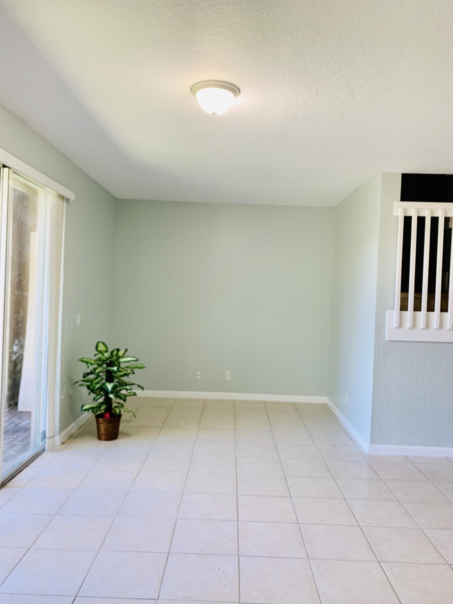 2043 Oakhurst Way Riviera Beach, FL 33404 - Photo 9 of 52 LIVING ROOM