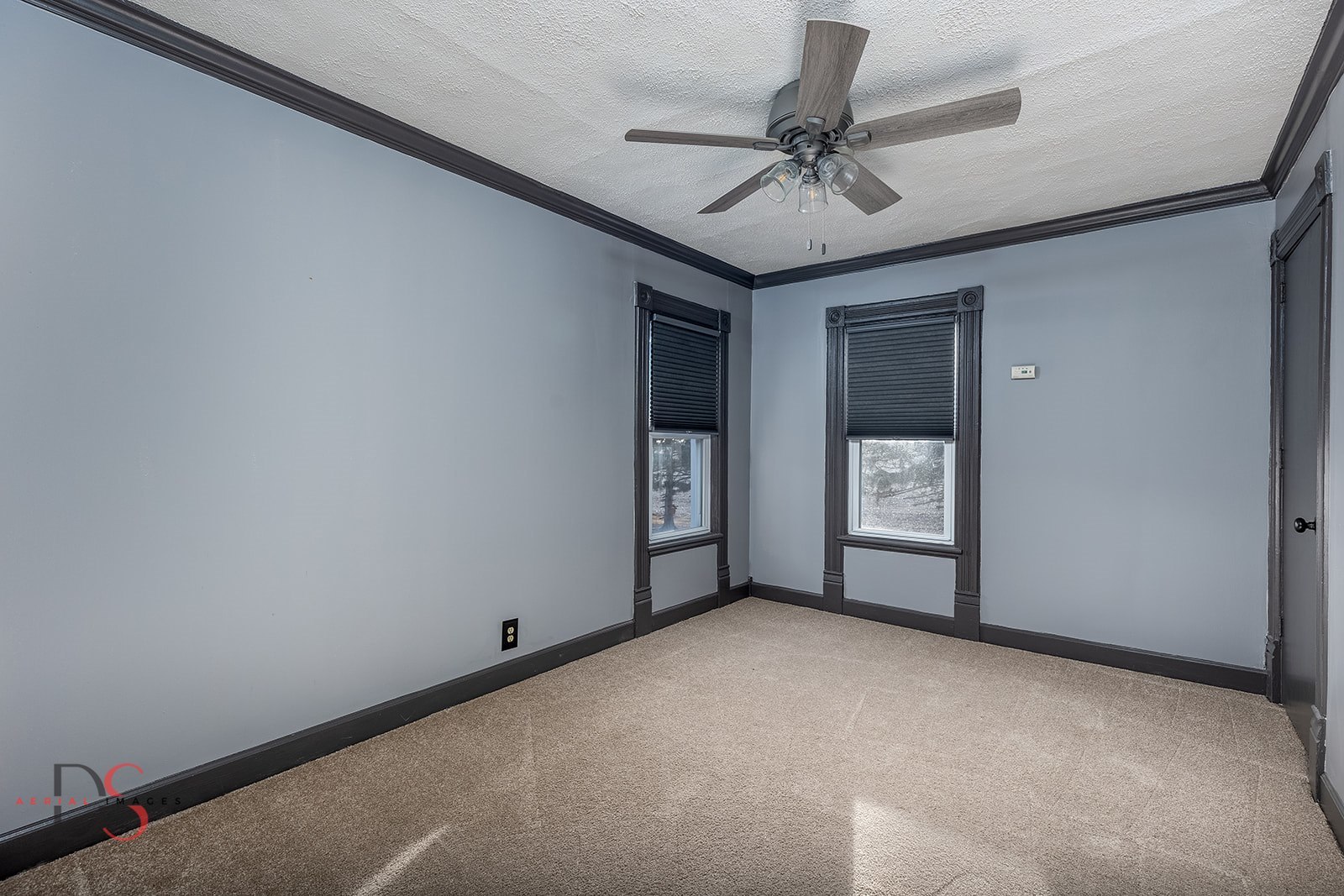 4775 West Dupont Road Morris, IL 60450 - Photo 23 of 24 a view of an empty room with a window