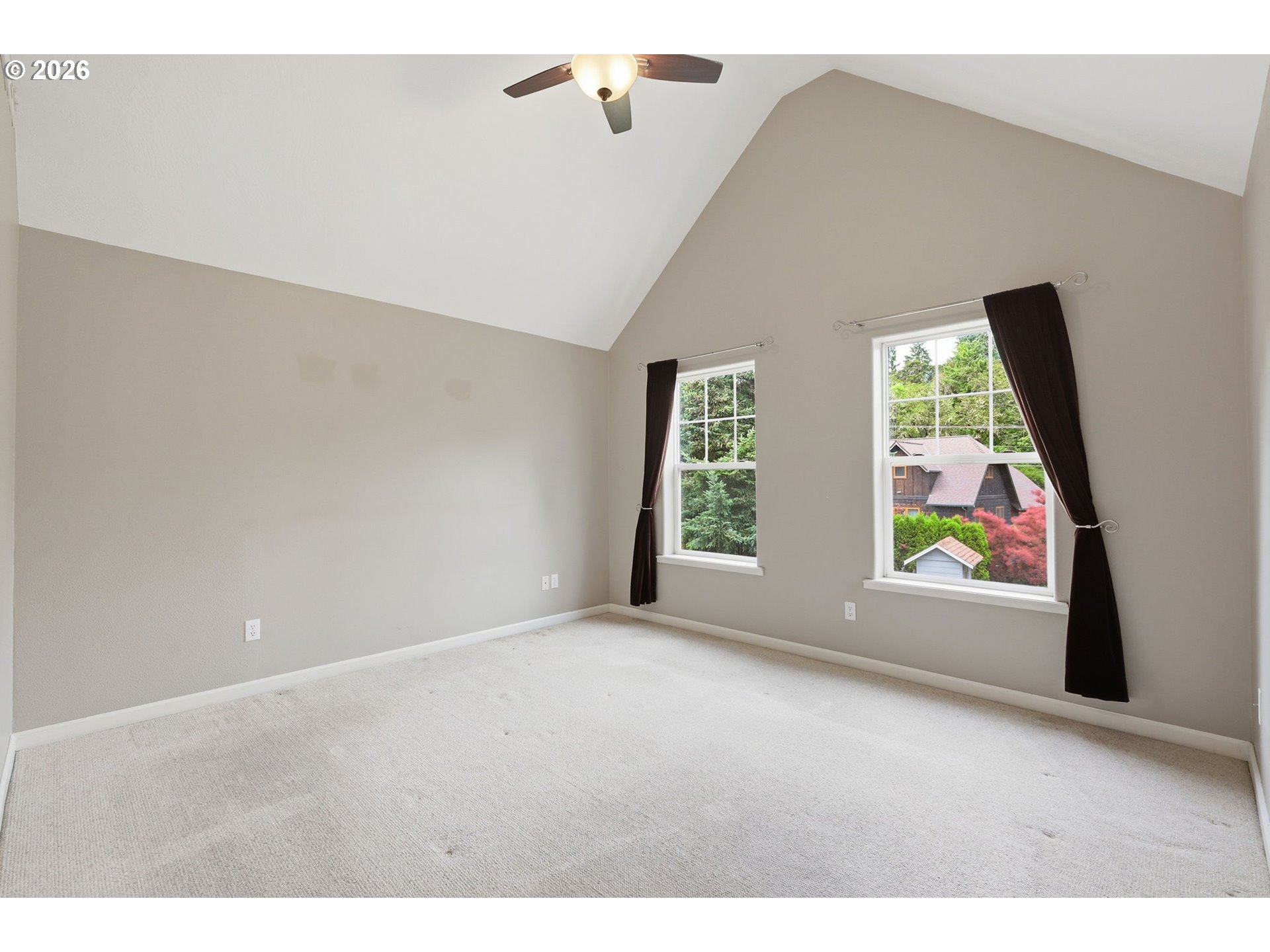 1240 North River Road Cottage Grove, OR 97424 - Photo 23 of 43
