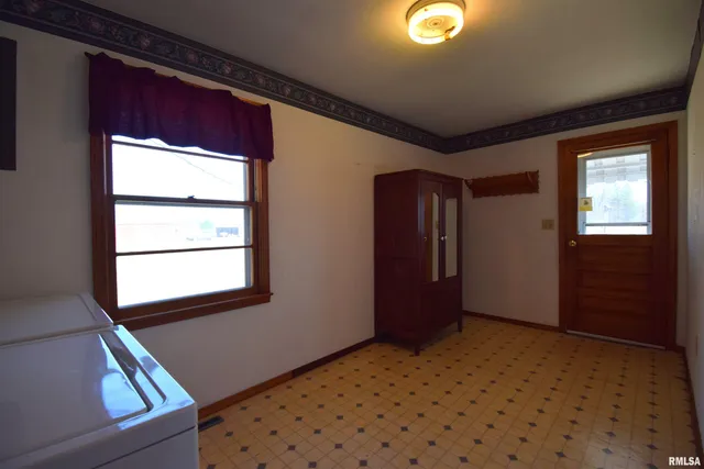 $226,000 | 14880 East Windsong Road, Mount Vernon, IL 62864