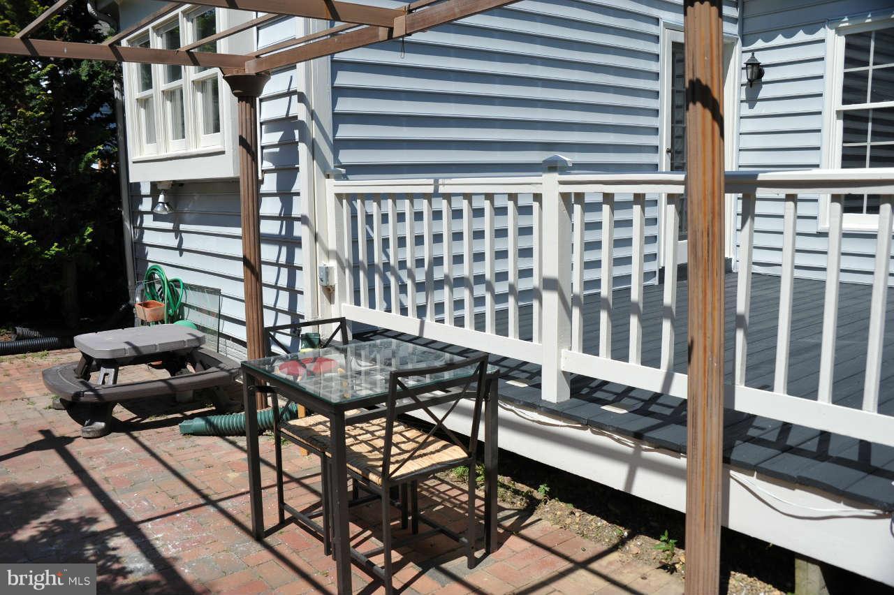 6576 Forsythia Street Springfield, VA 22150 - Photo 14 of 30 Patio Deck