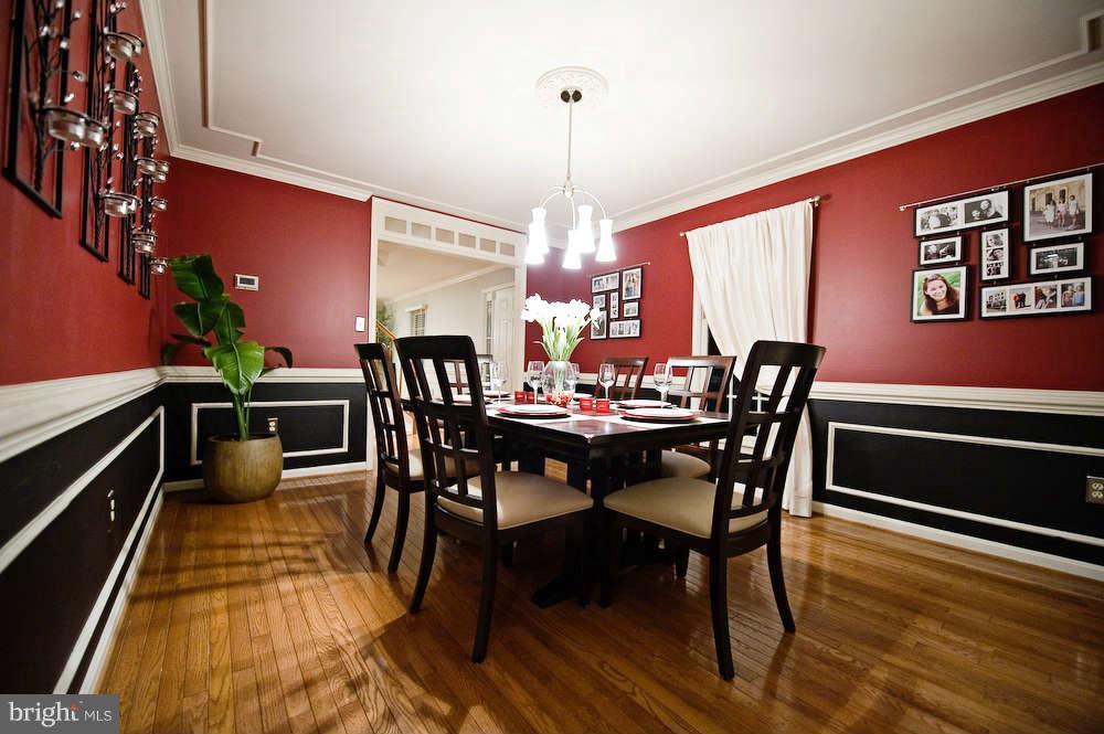 6576 Forsythia Street Springfield, VA 22150 - Photo 18 of 30 Dining Room