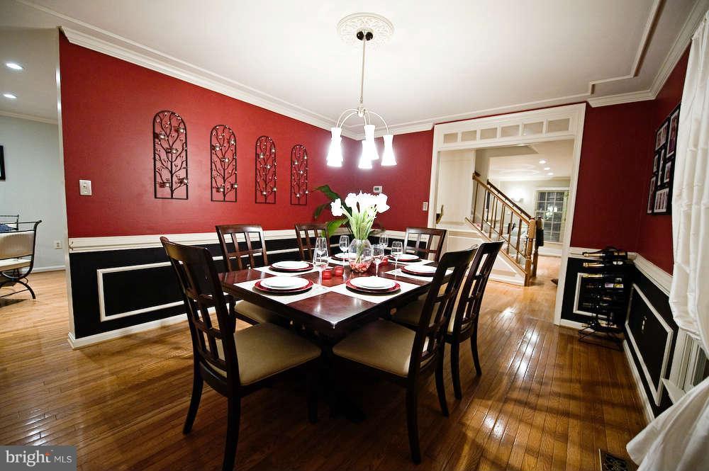 6576 Forsythia Street Springfield, VA 22150 - Photo 19 of 30 Dining Room