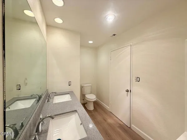 $4,750 | 574 Island View Circle, Port Hueneme, CA 93041