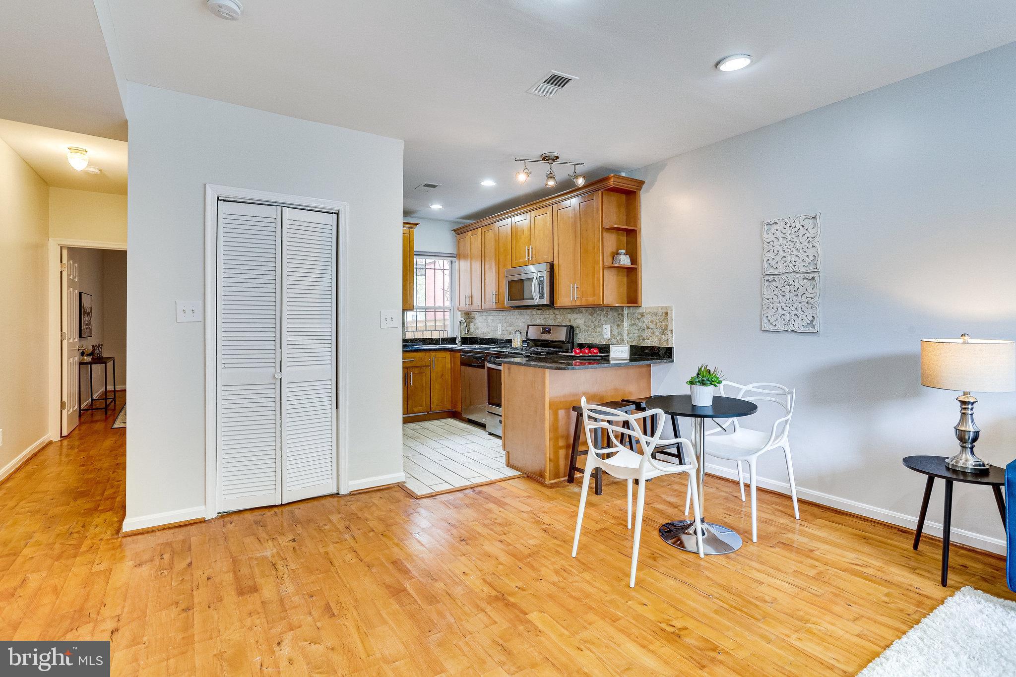 326 14th Place Northeast, Unit 2 Washington, DC 20002 - Photo 4 of 18