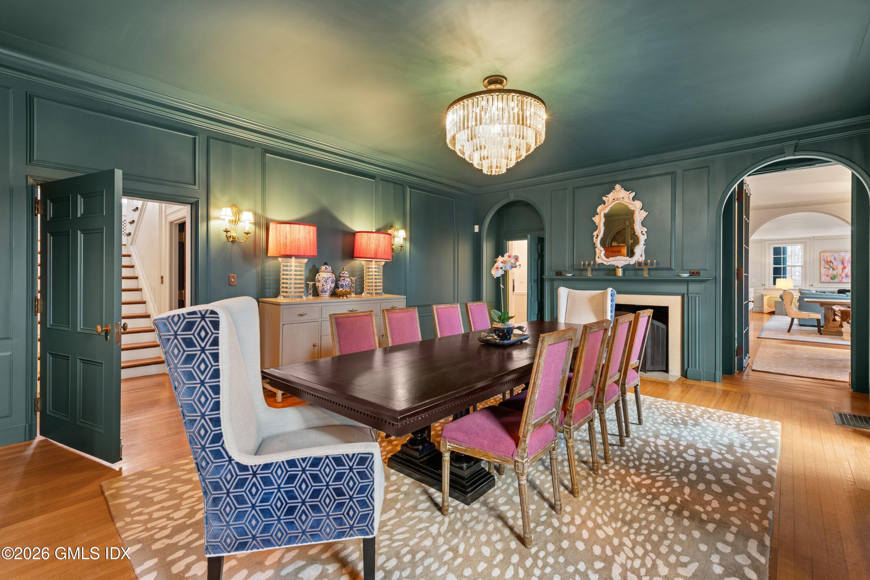 91 Algonquin Road Fairfield, CT 06825 - Photo 14 of 58 3.14 Formal Dining