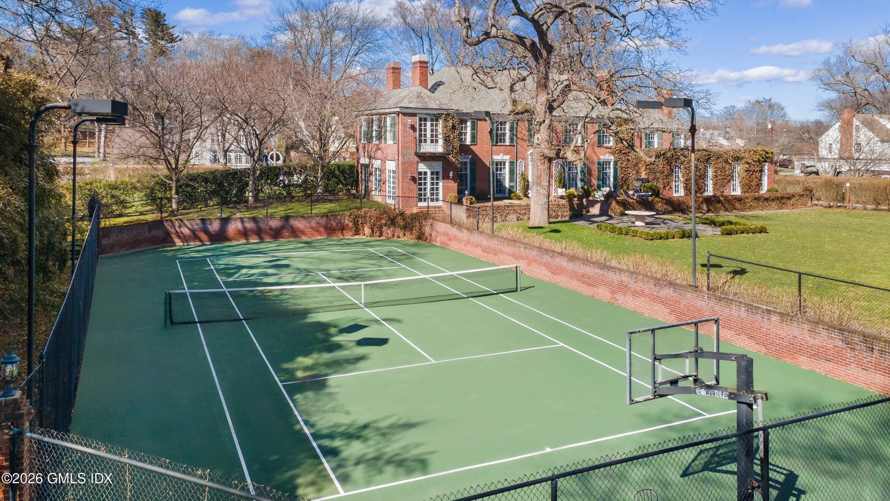 91 Algonquin Road Fairfield, CT 06825 - Photo 4 of 58 91 Algonquin