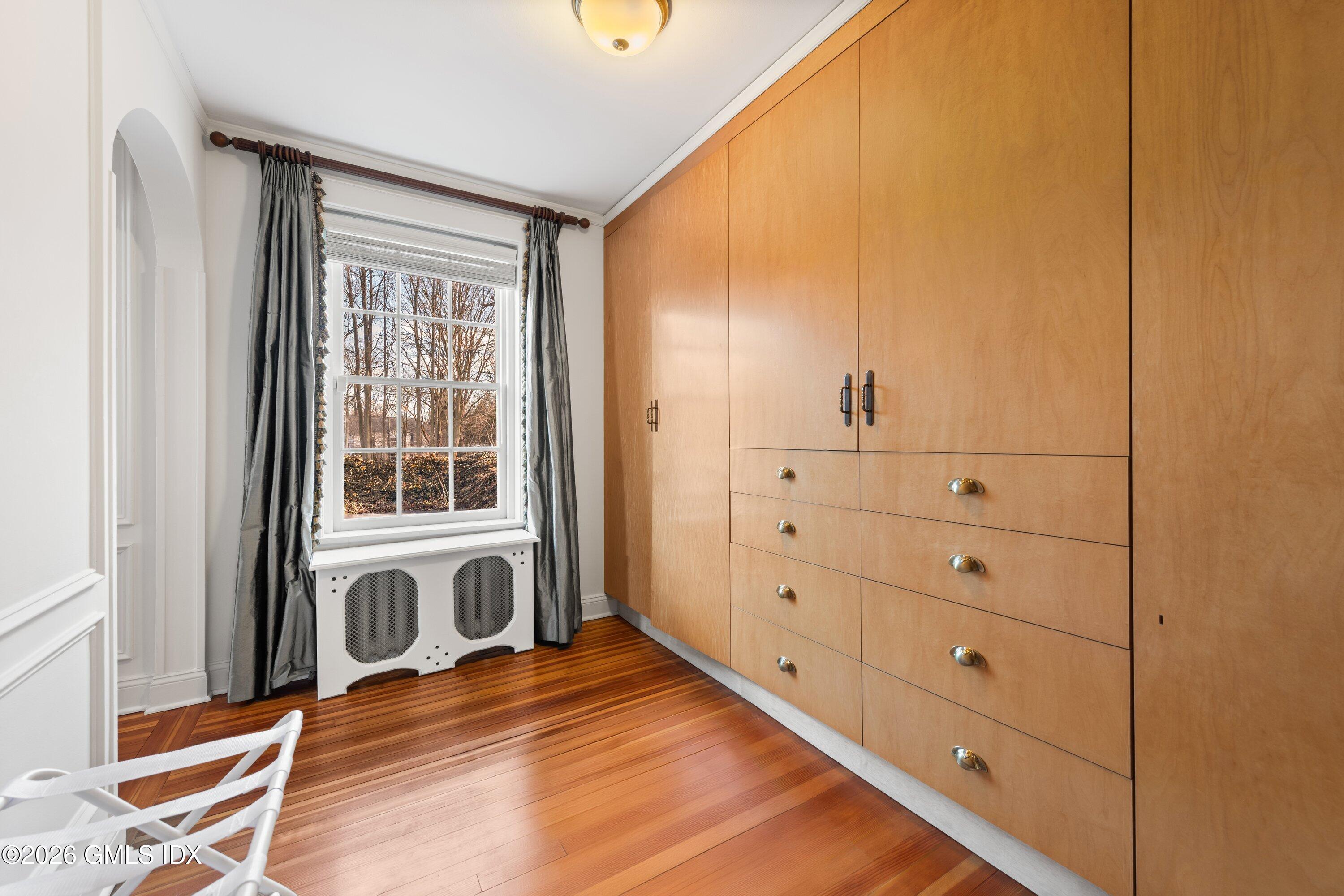 91 Algonquin Road Fairfield, CT 06825 - Photo 45 of 58 7.25 Closet