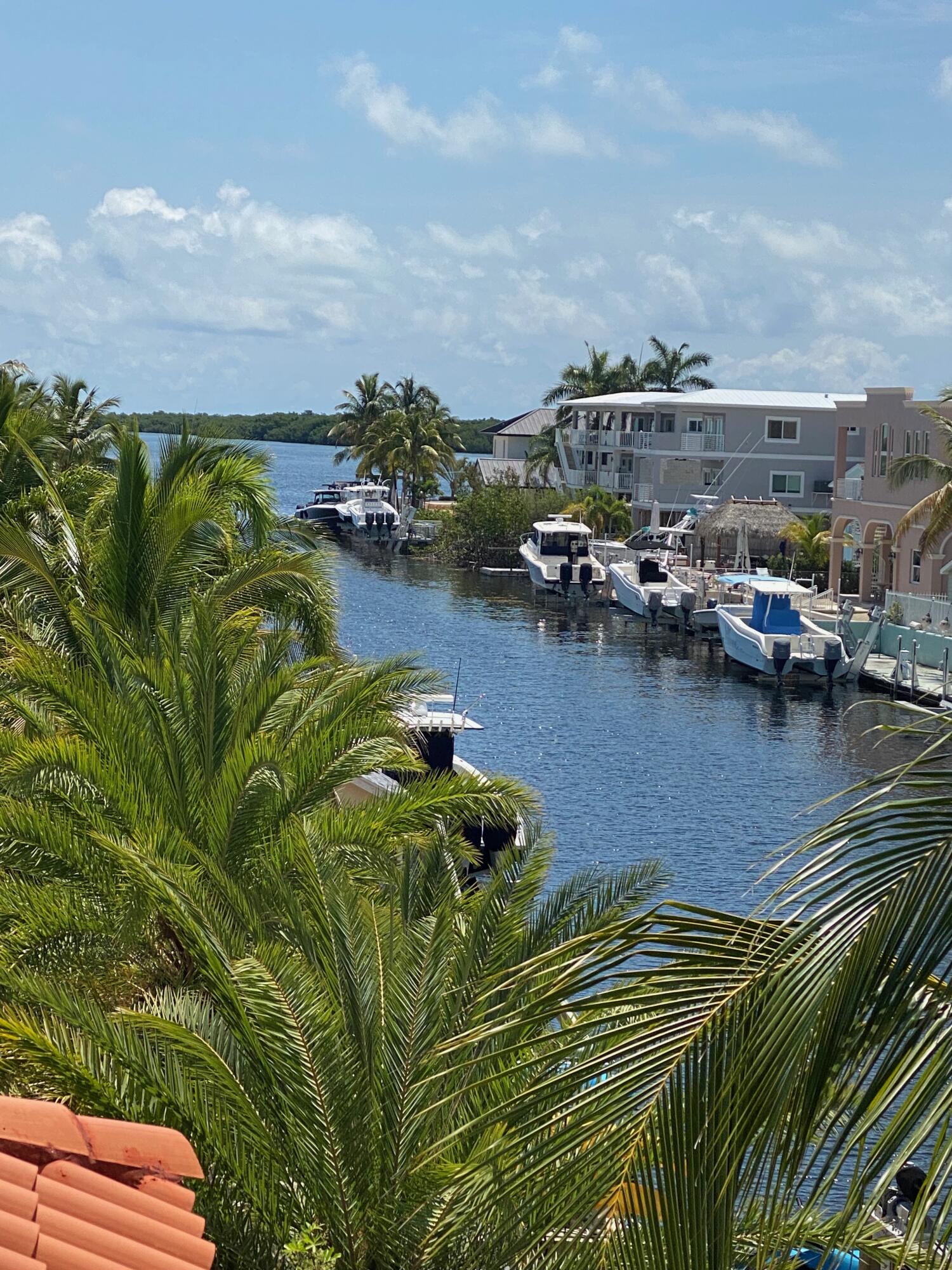 9 South Exuma Road Key Largo, FL 33037 - Photo 2 of 61 IMG_4727