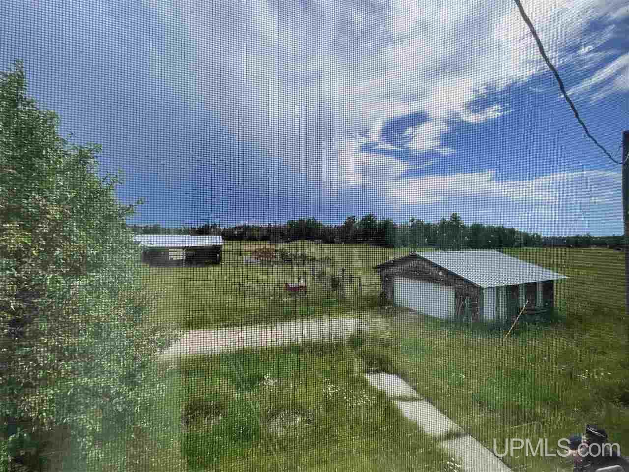 14240 Evergreen Road Rock, MI 49880 - Photo 16 of 49 Gallery Image 16