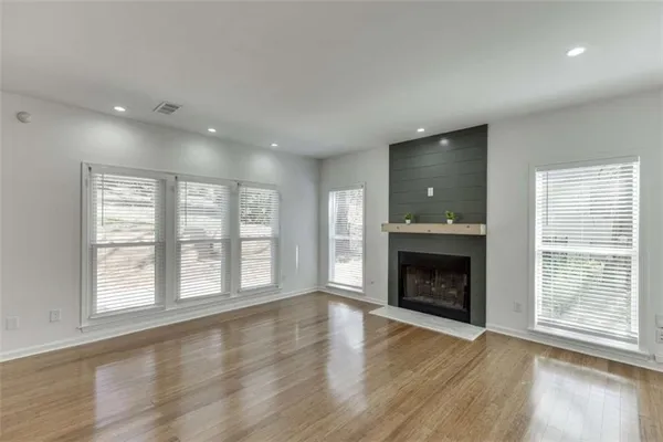 $3,595 | 1840 Oak Tree Hollow, Alpharetta, GA 30005