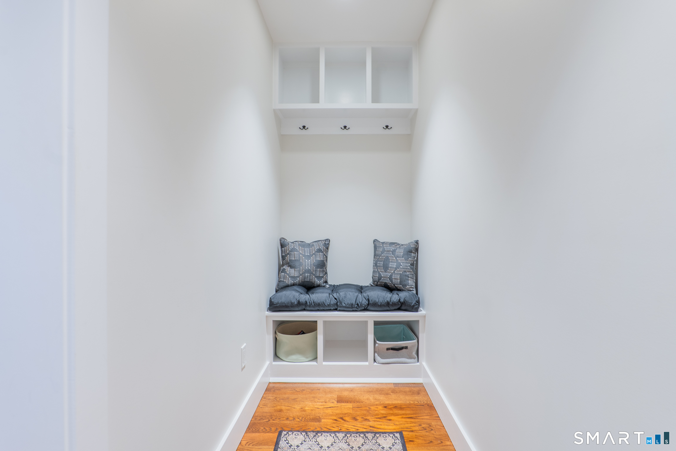 19 Reservoir Road New Milford, CT 06776 - Photo 11 of 36