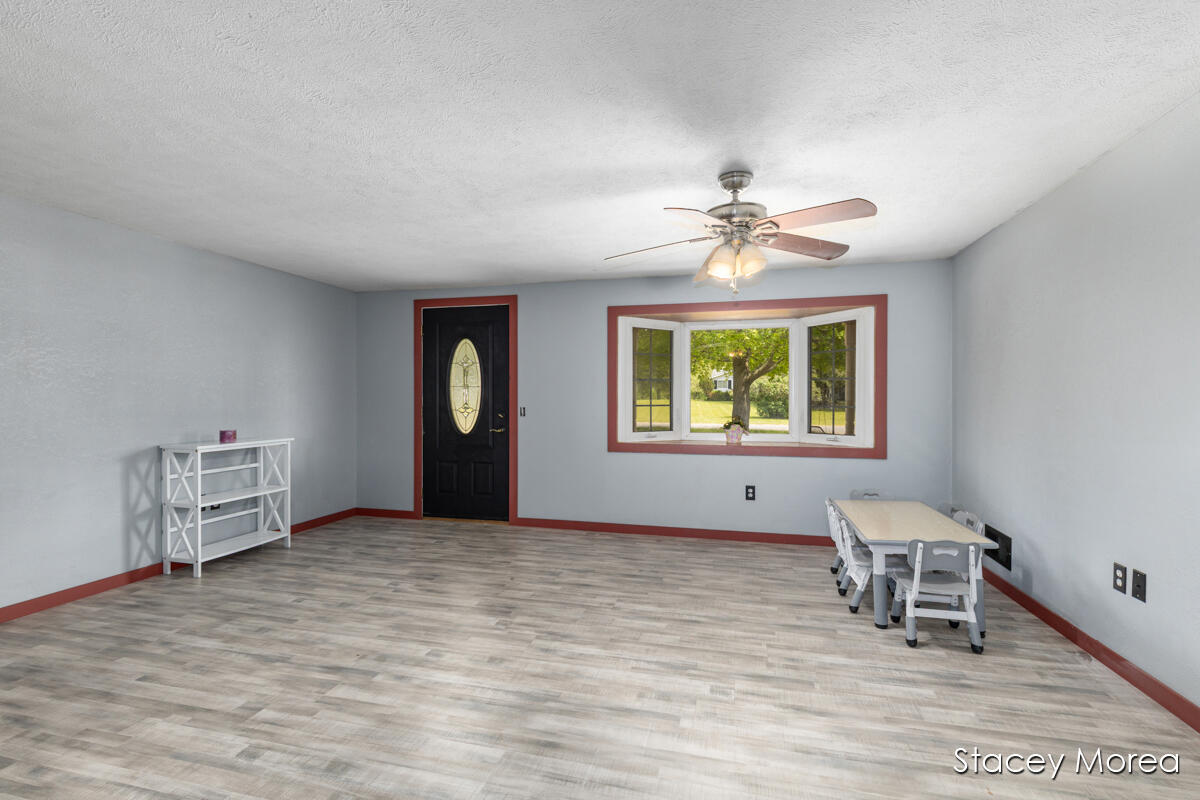 1910 Waterview Way Crystal, MI 48818 - Photo 11 of 33 IMG_1010